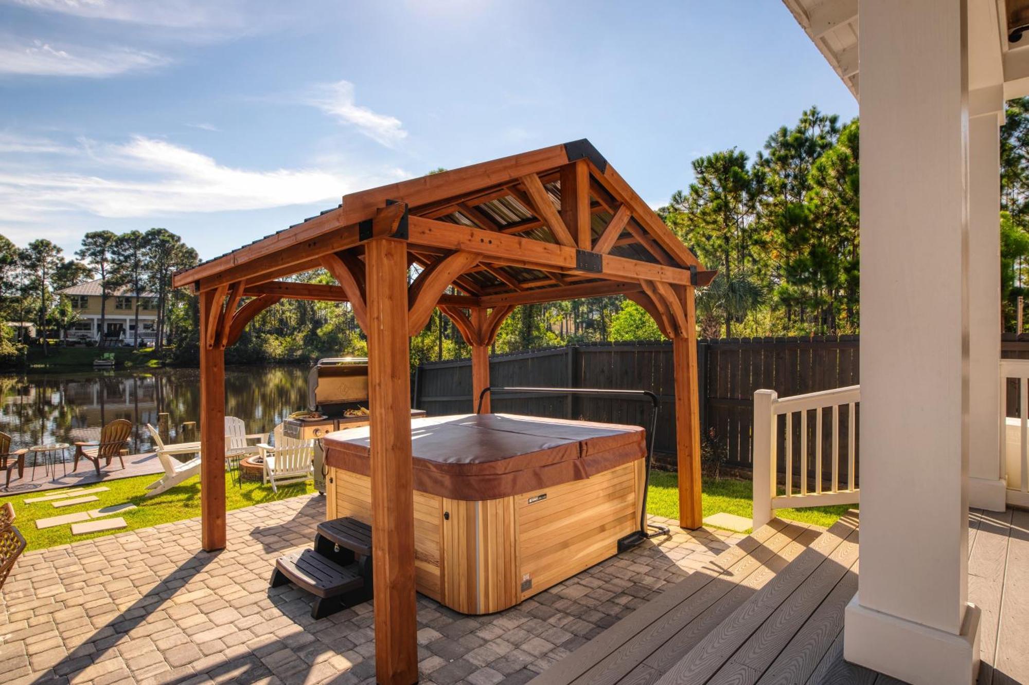 Edgewater By Avantstay Gorgeous Character Lakefront Home W Private Dock Destin Exterior photo